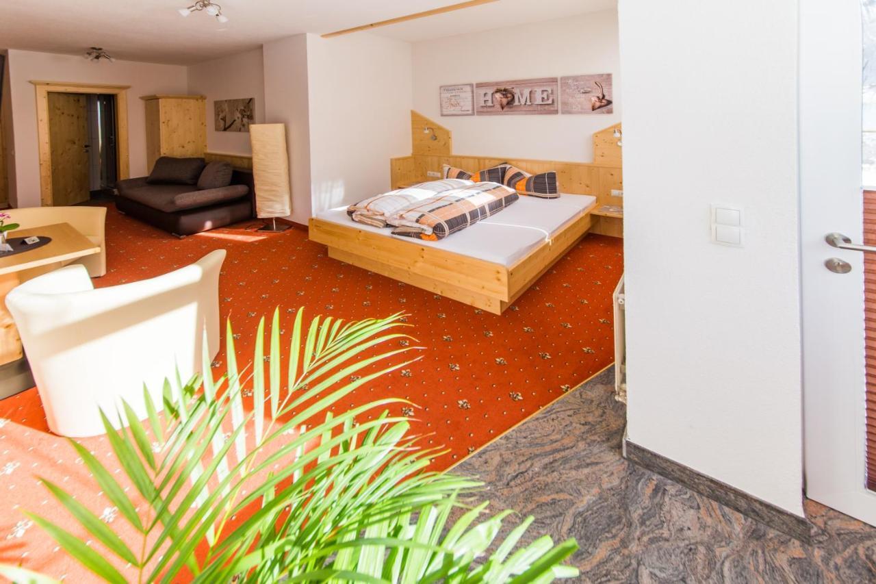 Gaestehaus Maria - Privatzimmer Nassereith Esterno foto